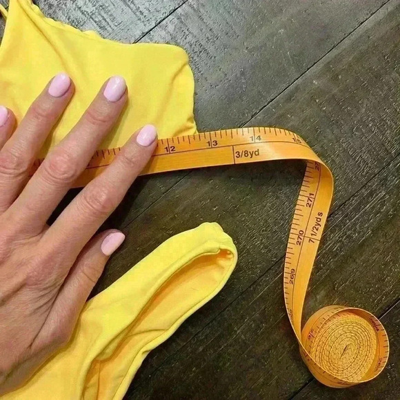 Bikini  Neon Yellow size medium - Picture 3 of 4